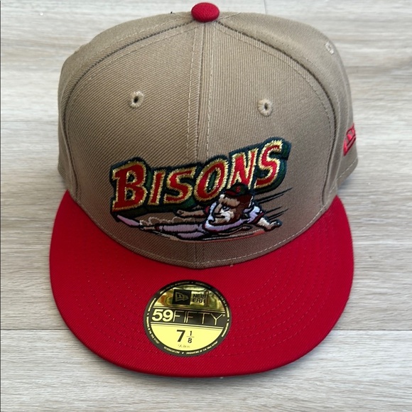 NEW ERA 9 FIFTY MiLB BUFFALO BISONS RE-DUB KHAKI RED - Picture 1 of 6